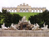 Glorietta, czyli pawilon widokowy w Schönbrunn